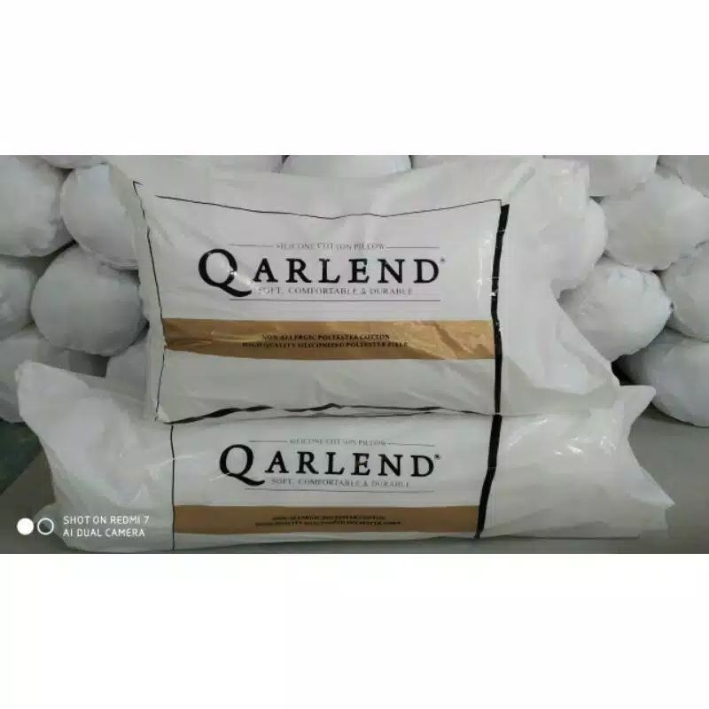 Bantal Guling Qarlend