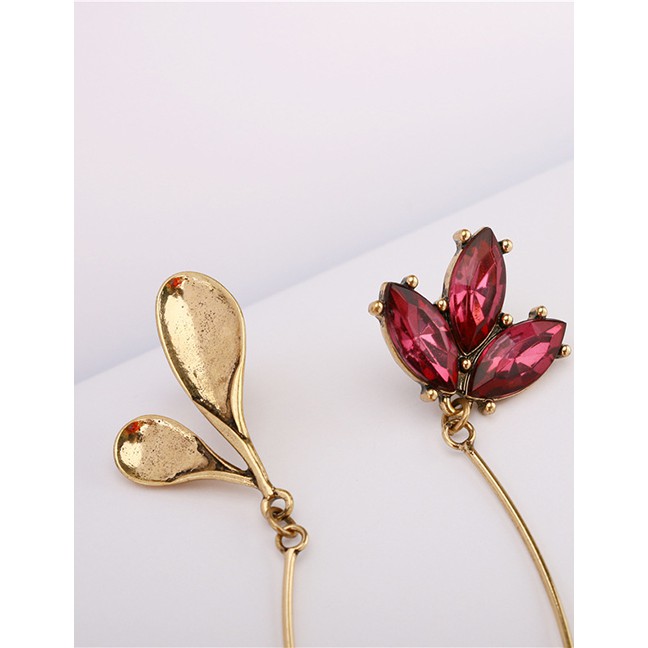 LRC Anting Tusuk Fashion Ancient Gold Asymmetrical Flower Earrings F69864