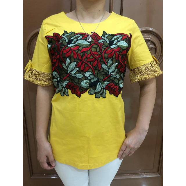 Sale....Blouse Xinglung Bunga Timbul