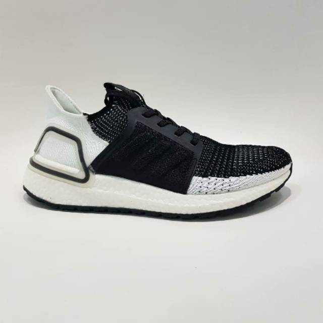 ultra boost 19 black white