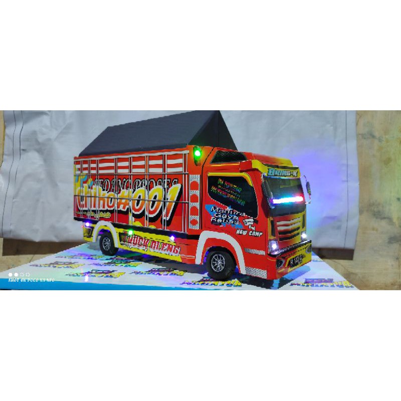 Miniatur Truck/Truk PEMAIN-HATI Full Lampu Strobo, Oleng+Terpal+Batrai 2pcs
