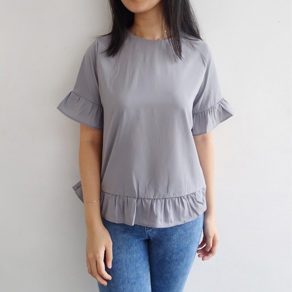 [ClothME] Chelsea baju top atasan blouse wanita rufle rufles ruffles hitam putih abu monochrome