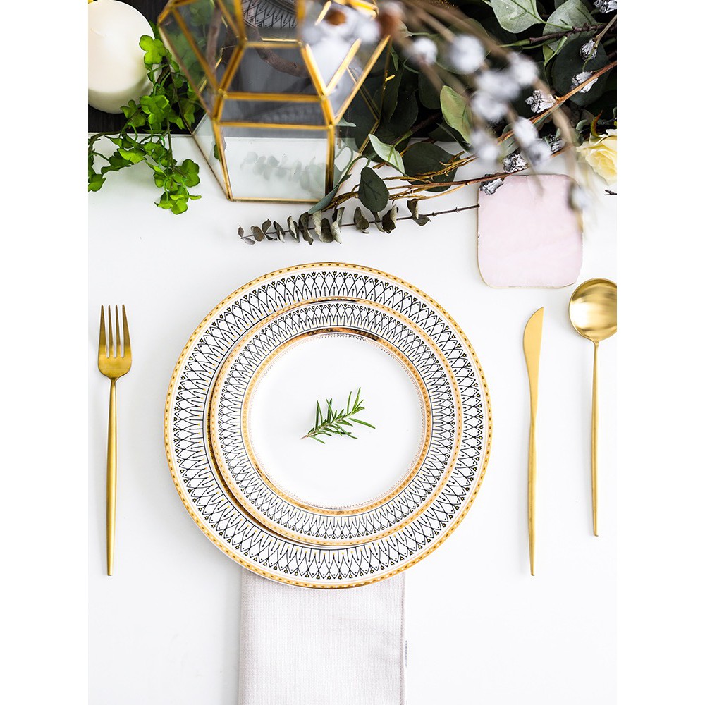 European Fine Dining Set with gold rim/ Dinner set with gold rim/ Set Piring