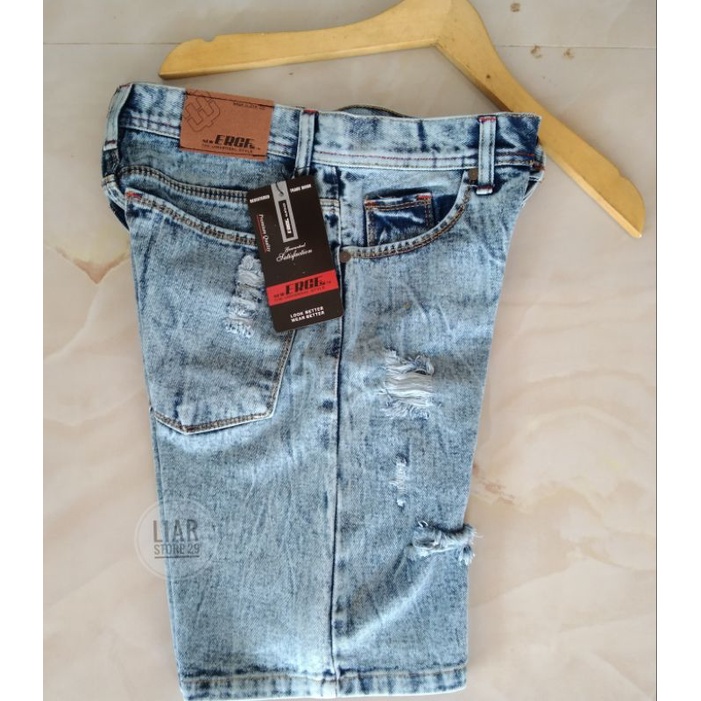 bawahan celana pendek jeans pria harian ootd pria