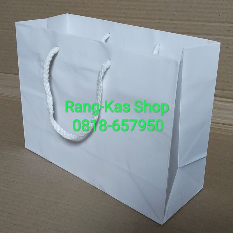 

Paper bag Putih Buku Landscape Bahan artpaper Doff