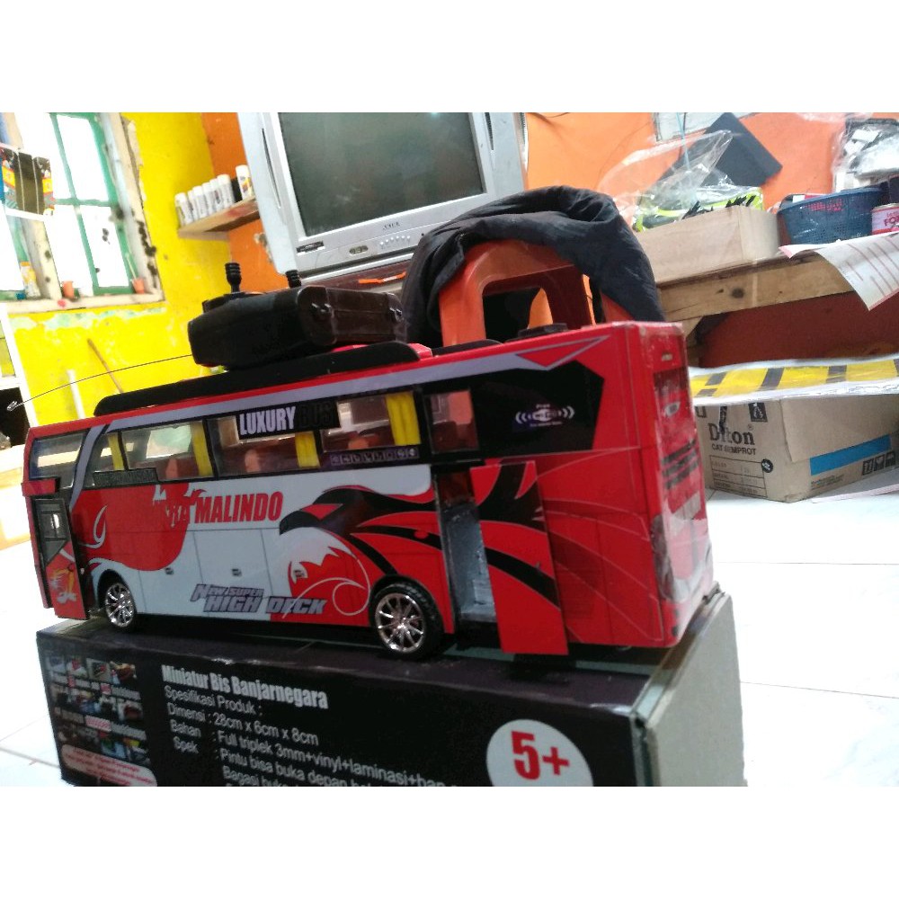 Miniatur Bis Remot Miniatur Bus Interior Miniatur Bus RC Putra