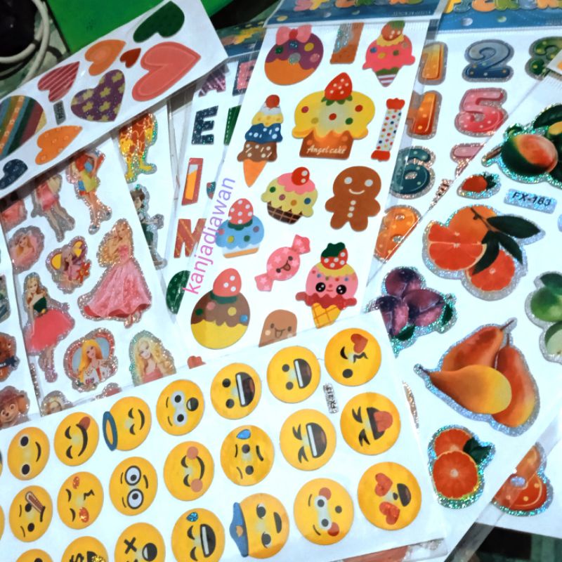 

Sticker Hologram Cartoon 3D Stiker Lucu