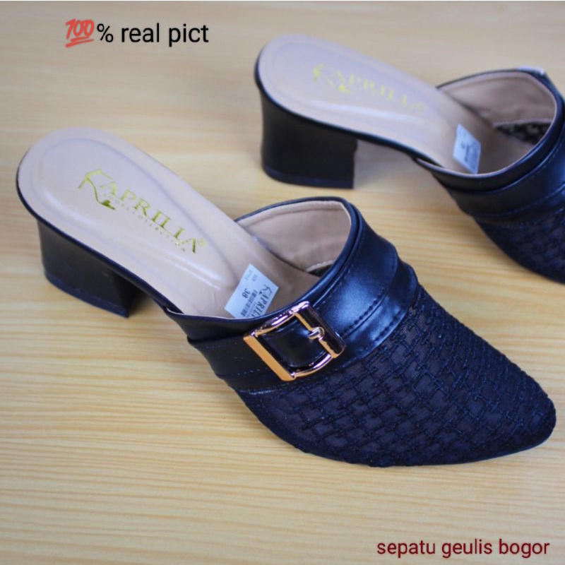 sandal sepatu bustong brukat hak tahu wanita terbaru kekinian/sendal brukat pesta wanita kondangan  Aprilia collection bisa cod