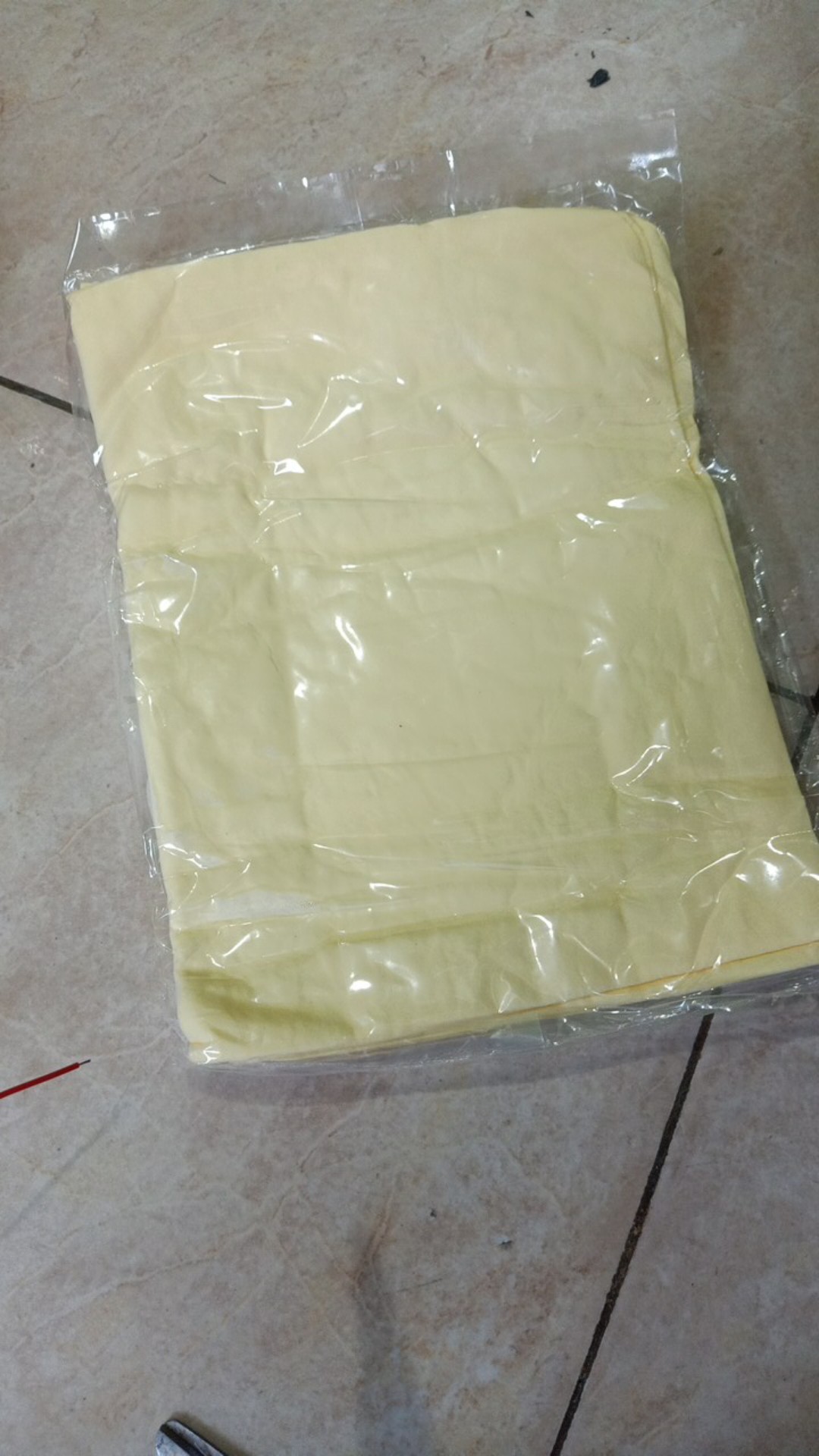 Kain Lap Uk43x32cm Sintetis Kanebo Chamois Plas Polos