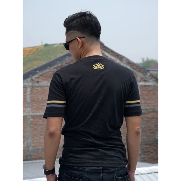 T-Shirt Terate Emas Satu Abad - Black