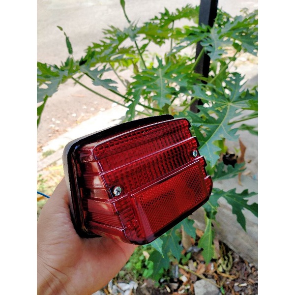 stoplamp gl 100 lampu belakang gl100 mika merah