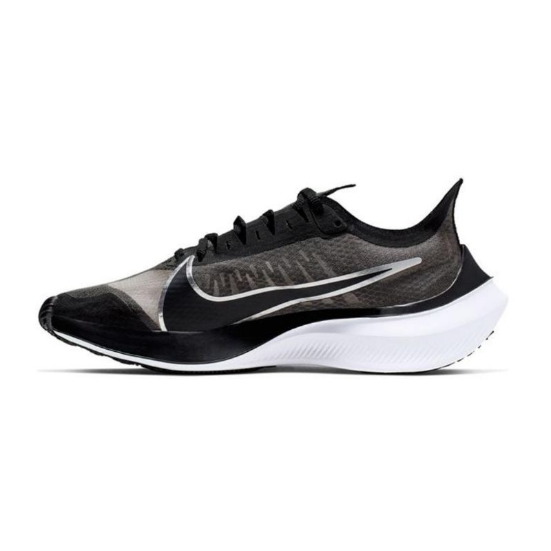 nike zoom gravity triple black