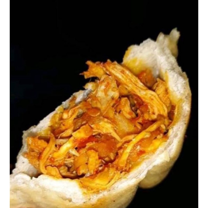 

cireng isi ayam suwir pedas