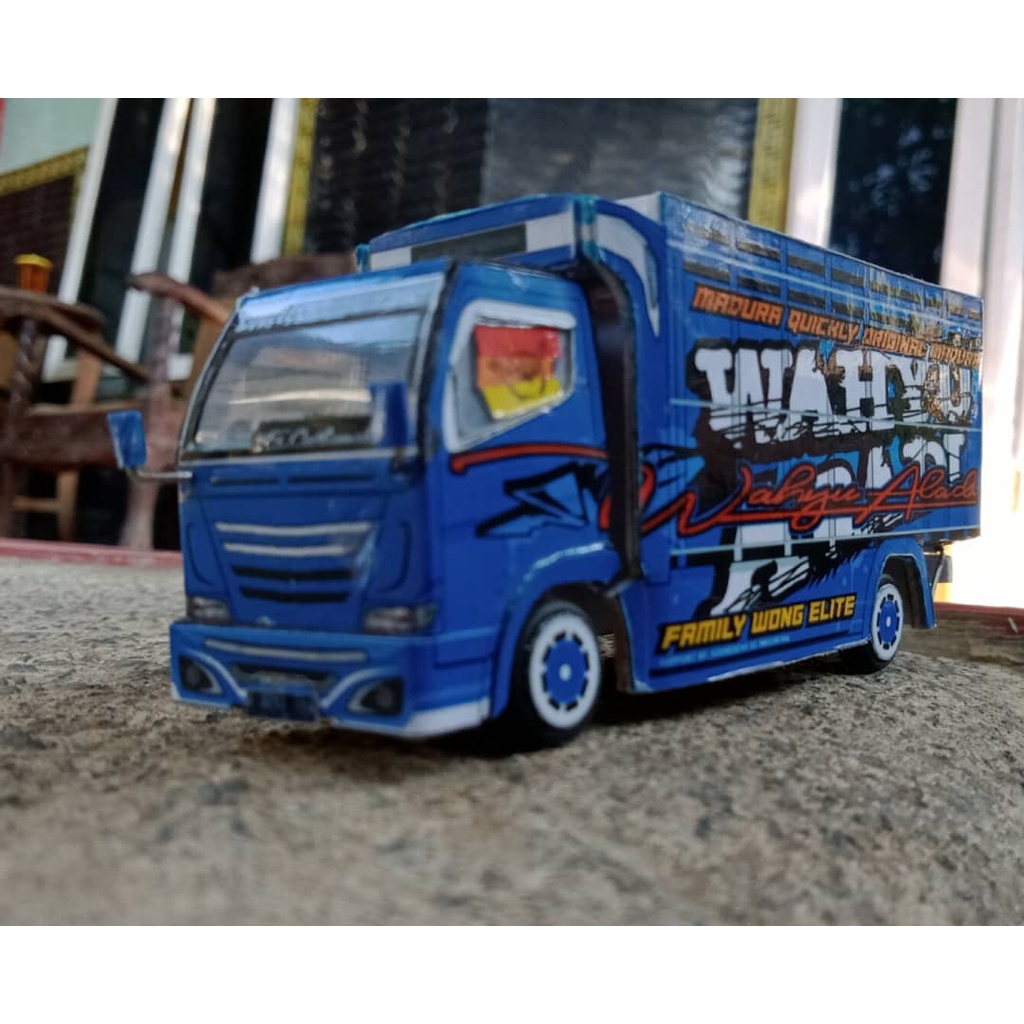 Miniatur Truck Wahyu Abadi