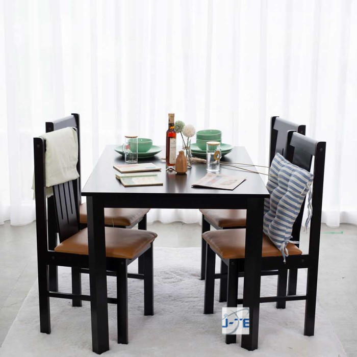 Meja Makan Petak Berlin 4P Minimalis & Modern F2C Furniture