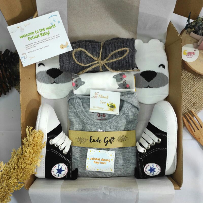 Gift Box Baby / Kado New Born / Kado Bayi/ Baju Bayi / Paket Hadiah Bayi / Hampers Baby Girl / Hampers Baby Boy (BISA COD)-Grey B