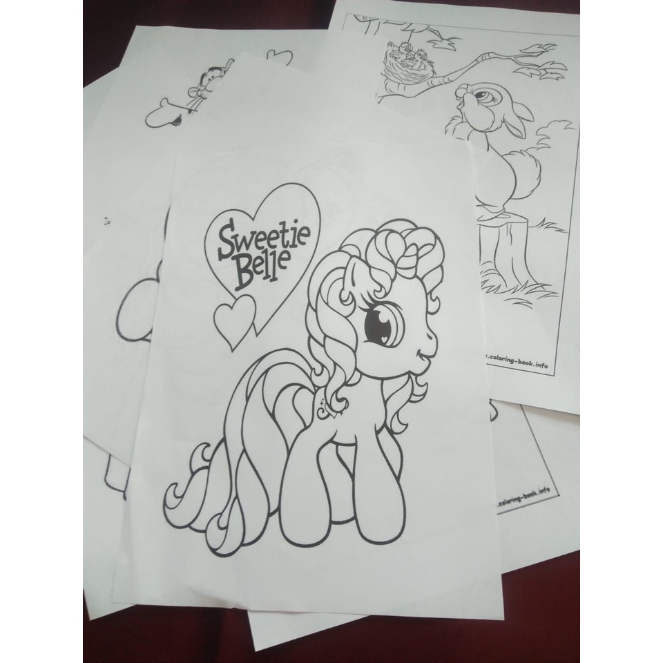 

Kertas gambar Karakter Cewe/Cowo Mewarnai, Kertas Anak TK Edukasi Lewat Menggambar HARGA PERLEMBAR murah banyak bonus