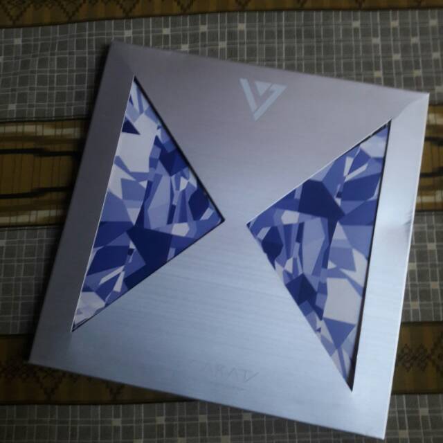 SEVENTEEN - 17 Carat (WHITE VER)