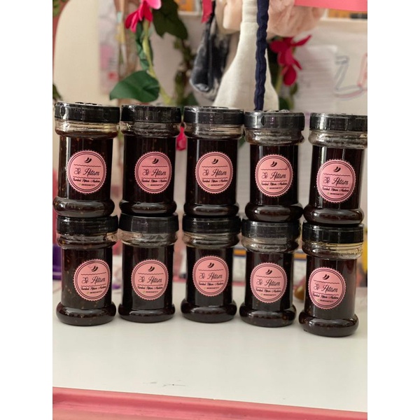 

Si hitam extra Hot (sambal khas madura kemasan 150ml)