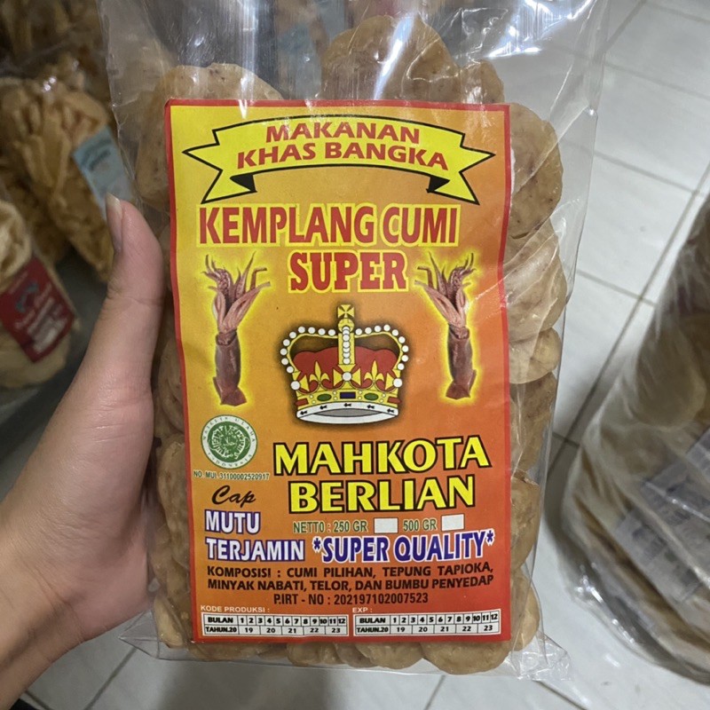 

Kemplang Mentah Bangka Cumi Cap Mahkota Berlian - Snack Bangka - Makanan Bangka - Snack.Bangka - Snack Bangka - Oleh Oleh Khas Bangka - Asli Bangka - Kerupuk Bangka - Kemplang Goreng - Kemplang Bangka - Kemplang Oven - Kerupuk Bangka