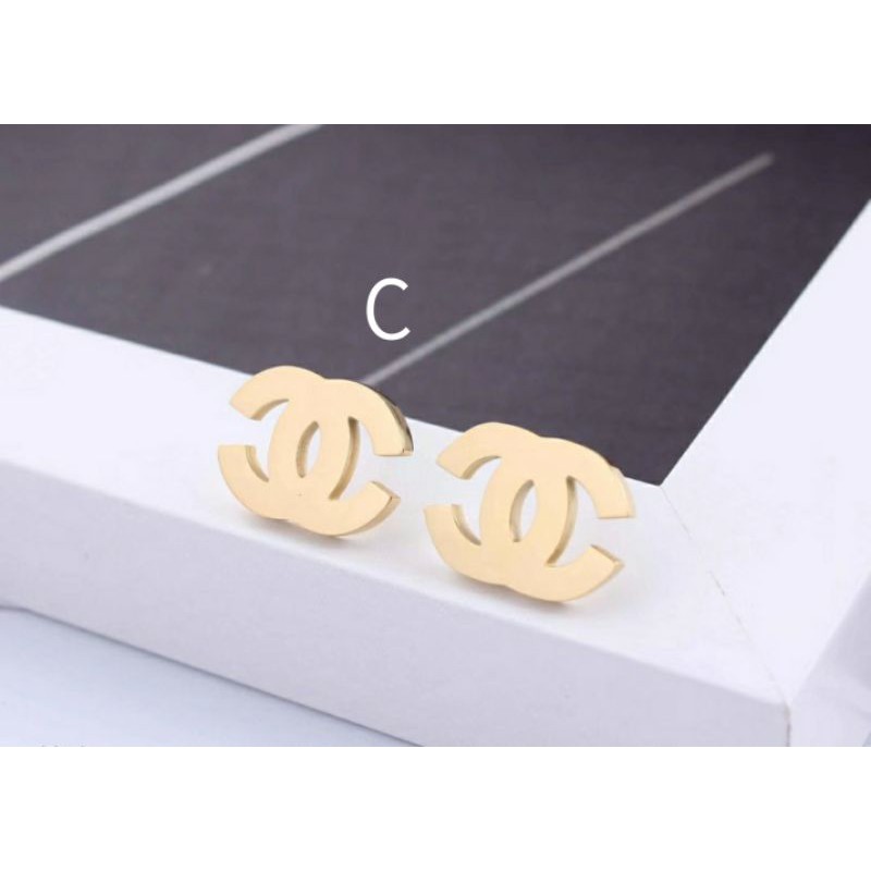 Anting Titanium Asli Fashion Korea Love Anti karat dan Alergi AP-17