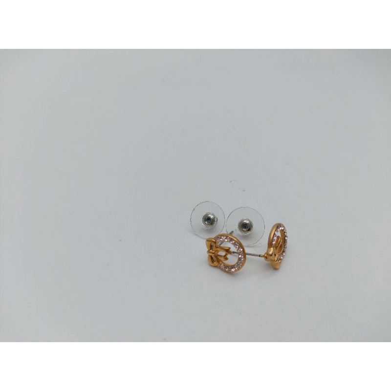 Anting Fashion Tusuk Pita Dilingkari berlian