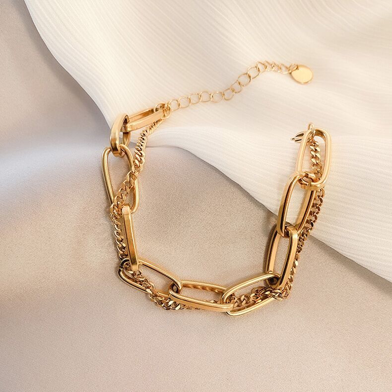 Gelang Tebal Bahan titanium steel Gaya Korea Untuk Wanita