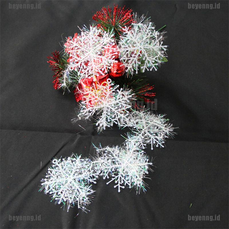 6 pcs Ornamen Gantung Desain Snowflake Warna Putih Untuk Dekorasi Pohon Natal