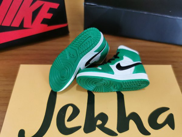 Air Jordan 1 LUCKY GREEN - 3D Sneakers Keychain Gantungan Kunci