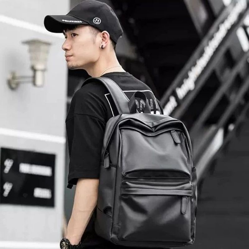 ZRA MAN LEATHER BACKPACK