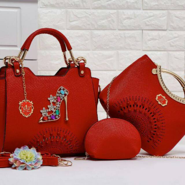 Tas paris hilton cantik