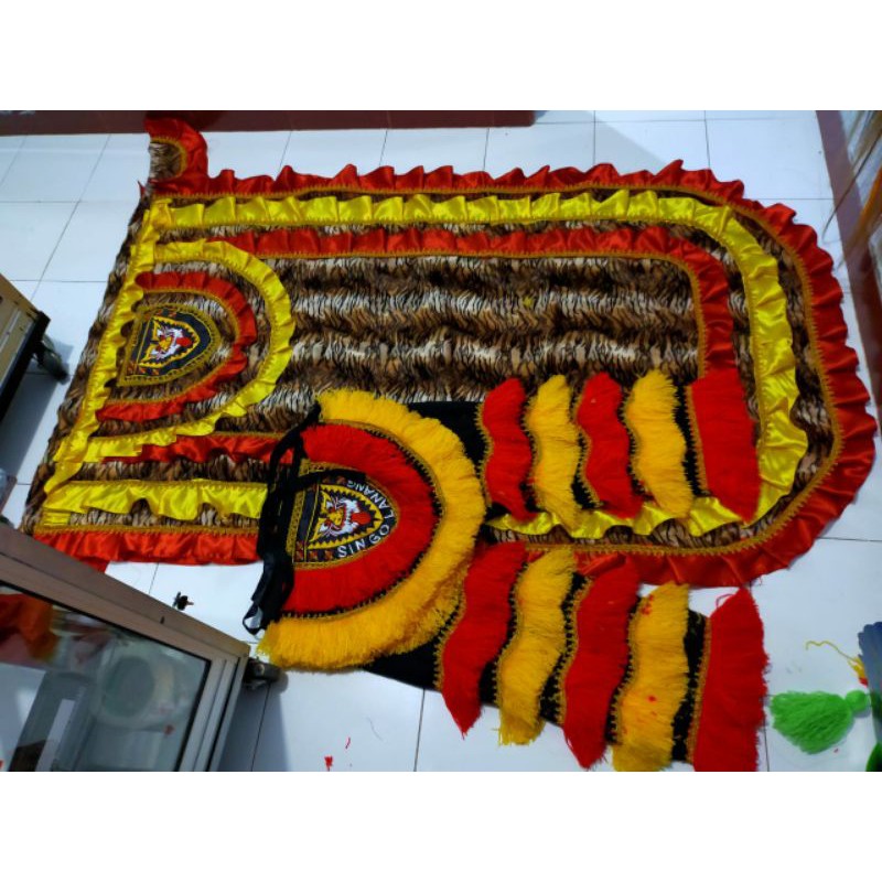 1set clana & kemul motif macan