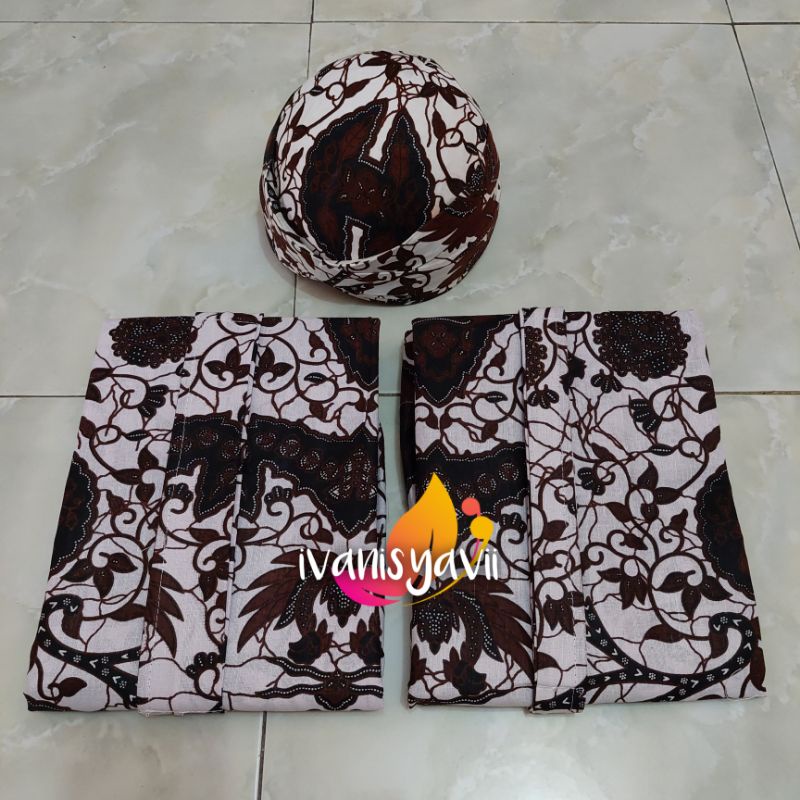 Set Jarik Cewek Cowok + Blangkon, Motif Wahyu tumurun putih