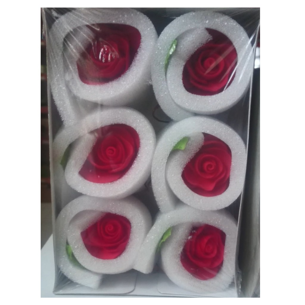 

Dekorasi kue tart bunga kelopak mawar