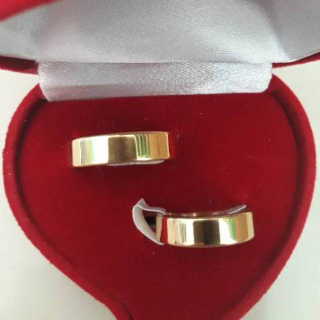 Cincin Couple Emas free Ukir Nama & Box Beludru