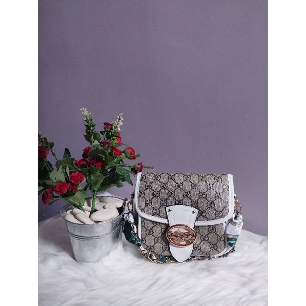 Sling Bag/Tas Wanita Kekinian/G*cci Import Premium