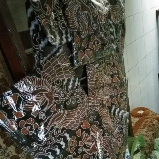 Maura Couple - Sania Ruffle Batik Couple