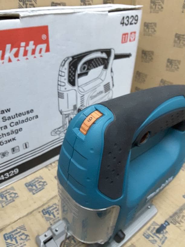 Mesin Gergaji Jigsaw Makita 4329