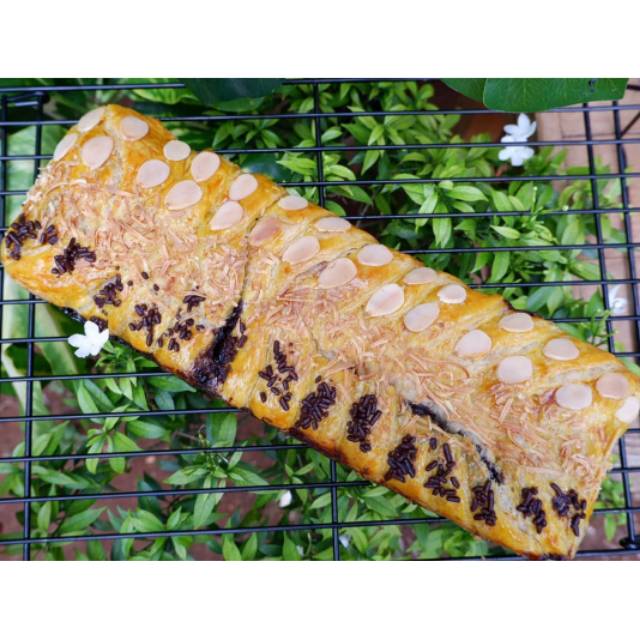 

BANANA STRUDEL