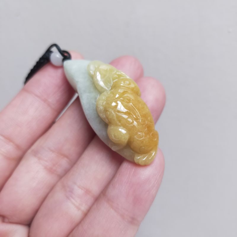 Kalung Giok Burma Jadeite jade feicui katak kaki 3 / kodok rejeki + sertifikat