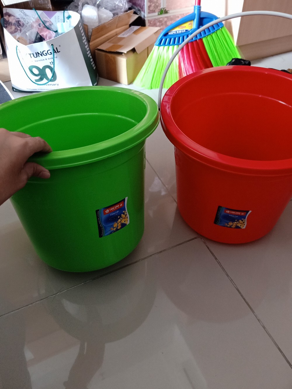 Ember Plastik Lion Star 3galon / 12 Liter Tebal Dan Kuat