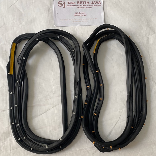 Karet Pintu Mitsubishi Lancer SL