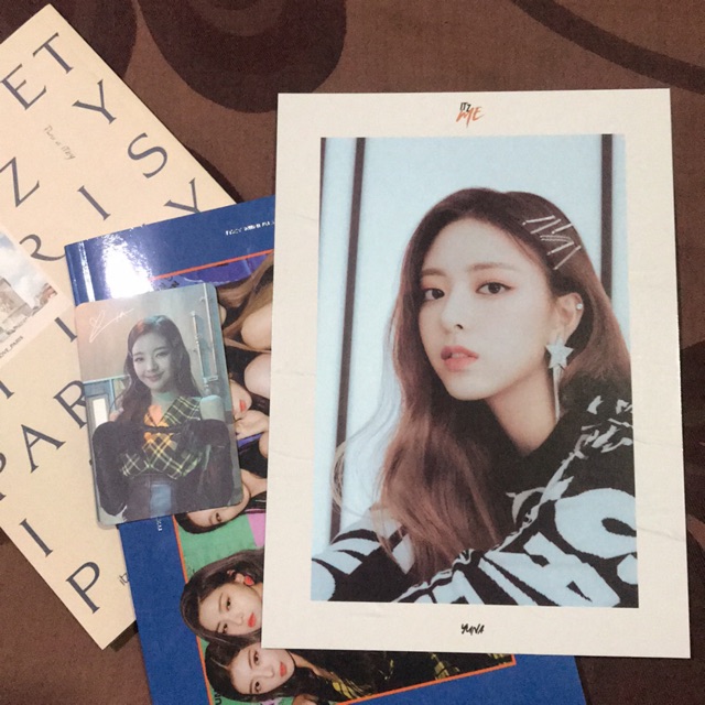 Postcard & photocard ITZY WANNABE