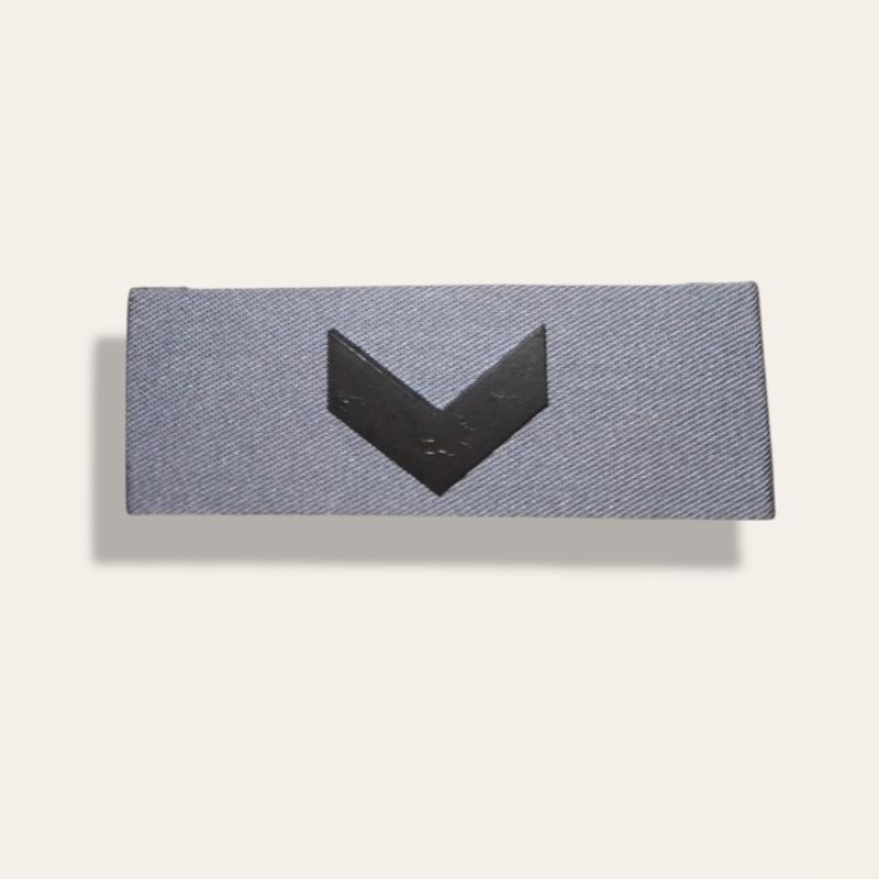 SERDA PANGKAT LOGAM TOPI KOMANDO LAYAR TNI AL TANDA PANGKAT SERSAN DUA PAKAI PENGERAS DAN PEREKAT