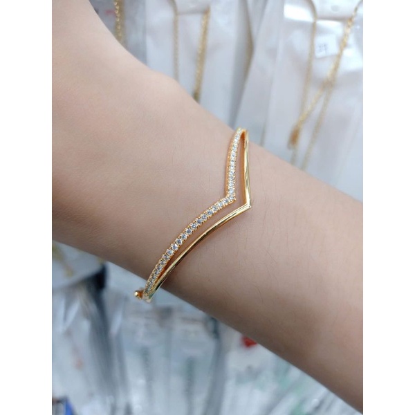 Gelang tangan Fuji Aurel permata
