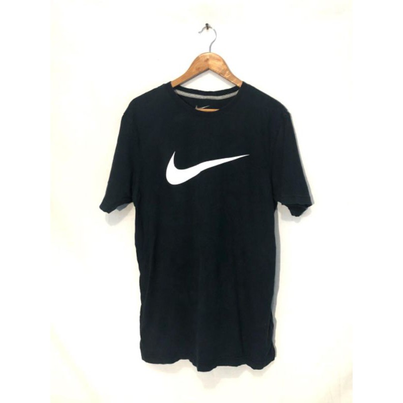 Nike tee
