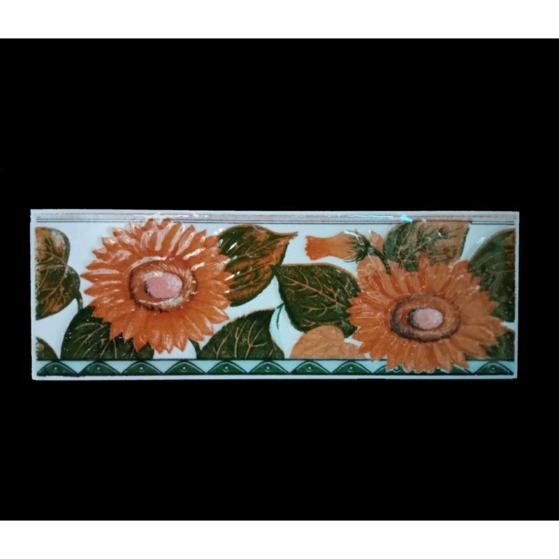 List Keramik Dinding Listello Motif Daun Matahari Orange  7 X 20 Cm