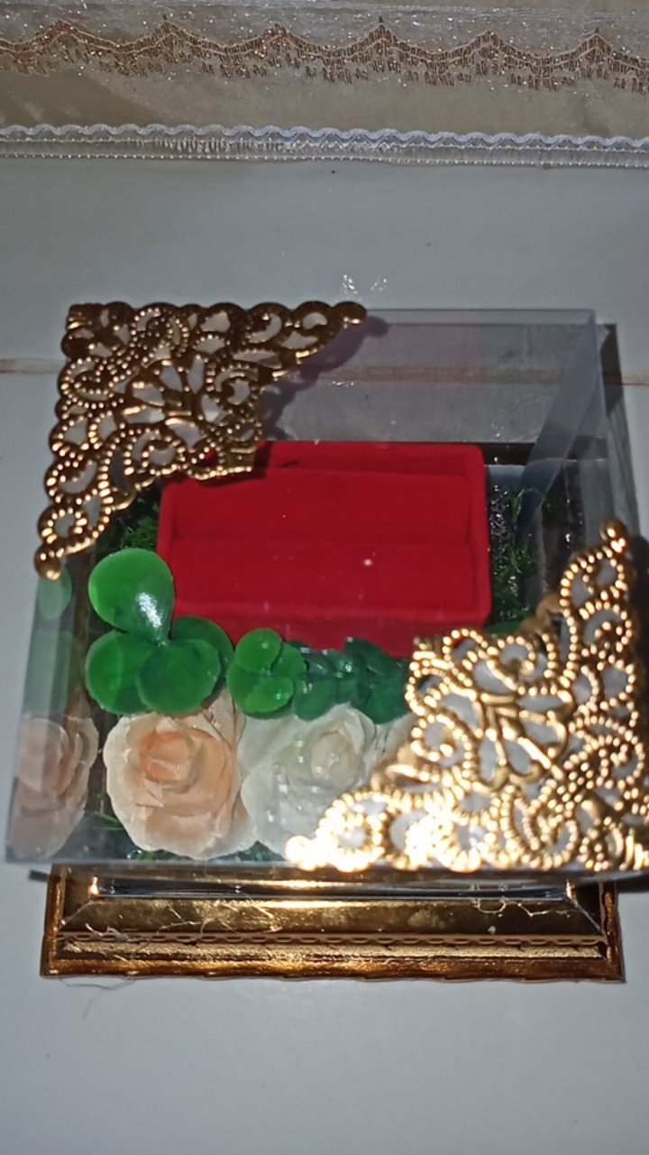 Tempat Cincin Ring Bearer Frame Ringbox Dengan Mika Rumput