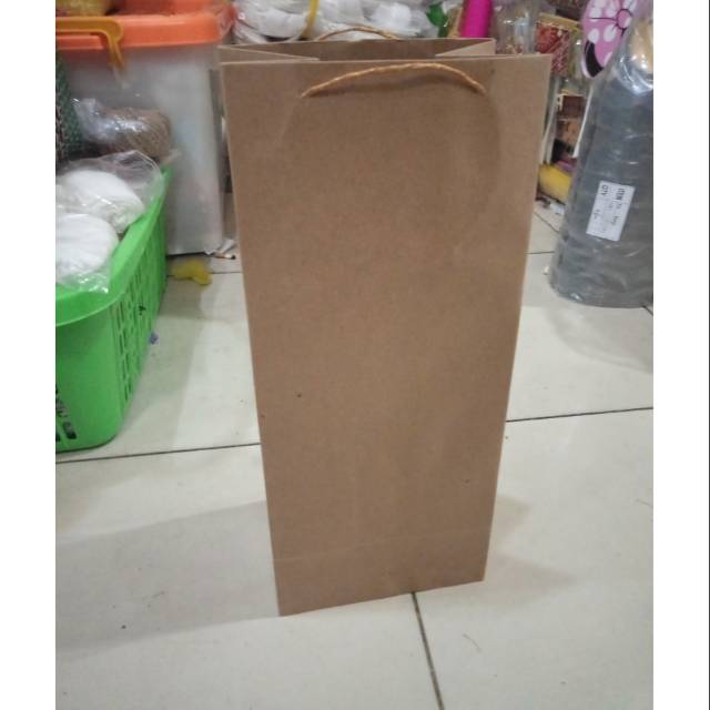 

Paper bag botol polos terlaris dan termurah isi 12 pcs