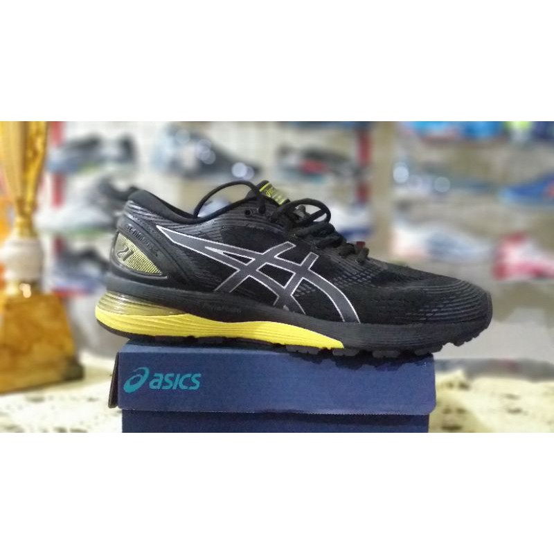 ASICS GEL NIMBUS 21